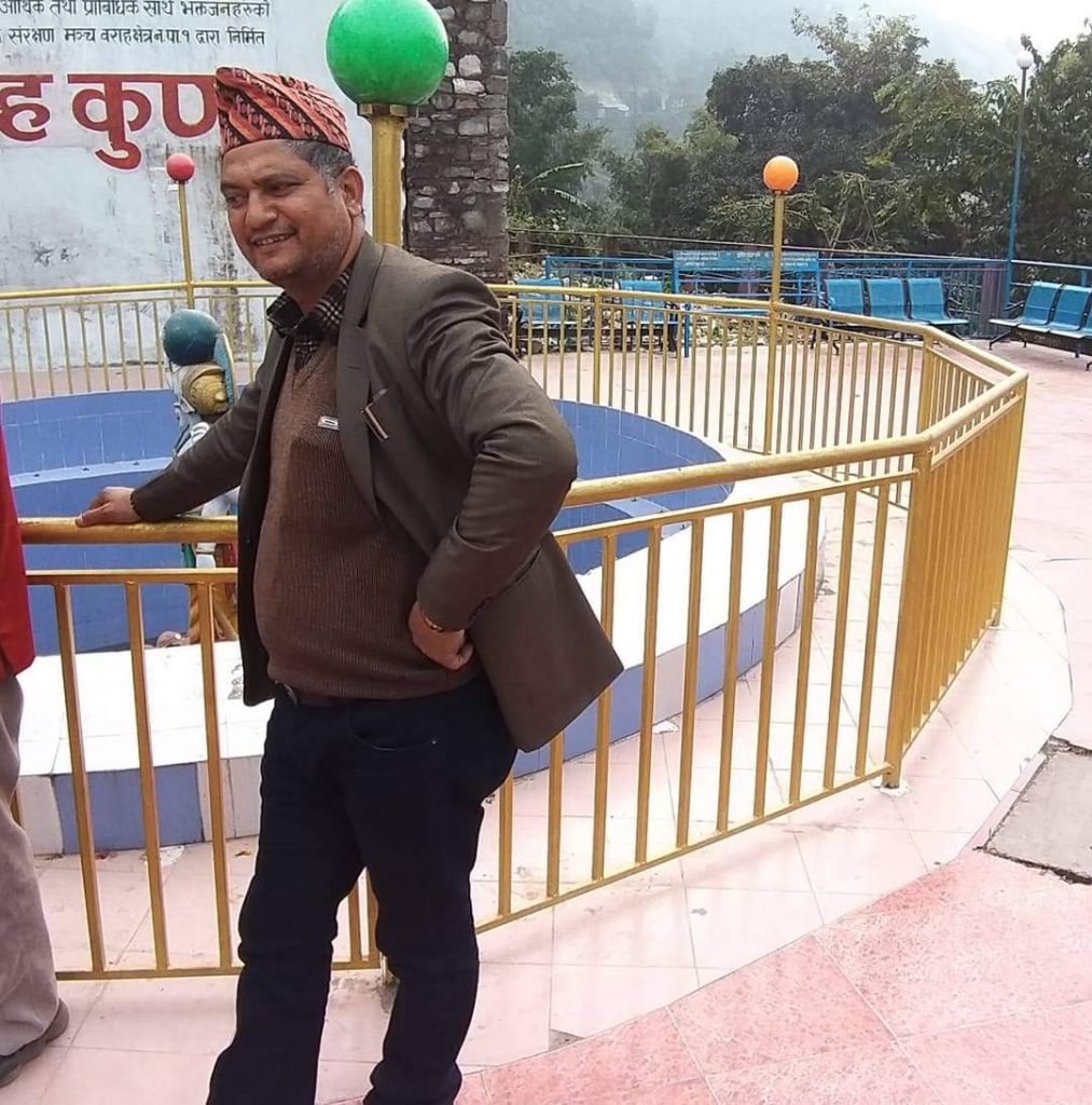 मकवानपुरगढी- ३ का वडाध्यक्ष घिमिरे स-परिवार सहित कोरोना मुक्त