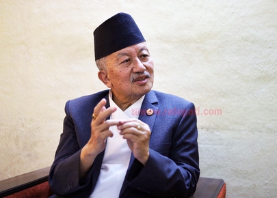 चौतर्फी आलोचनापछि नेकपाले संस्थागत निर्णय गरेर दसैँ भत्ता फिर्ता गर्ने