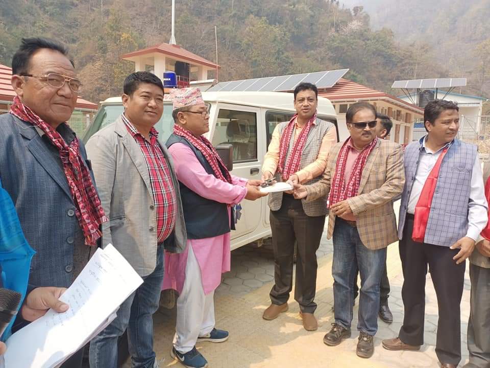 कांग्रेस नेता बानियाँको पहलमा सुकौरा स्वास्थ्य चौकीलाई एम्बुलेन्स