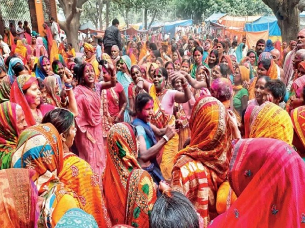 तराईमा आज होली