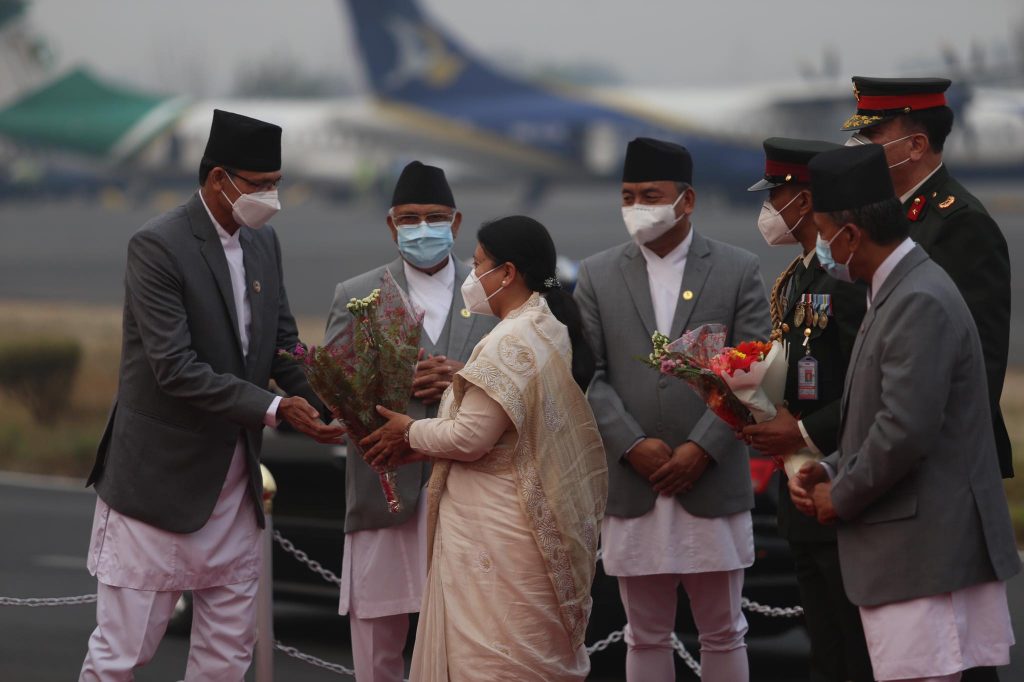 दुईदिने राजकीय भ्रमण सम्पन्न गरि राष्ट्रपति भण्डारी स्वदेश फिर्ता