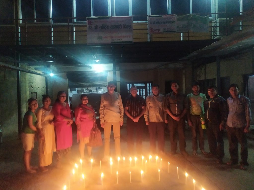 सहकारी दिवसको अवसरमा सहकारीहरुमा दिप प्रज्वलन