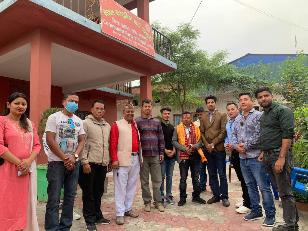 माओवादी केन्द्रका सचिवालय सदस्य एमाले प्रबेश