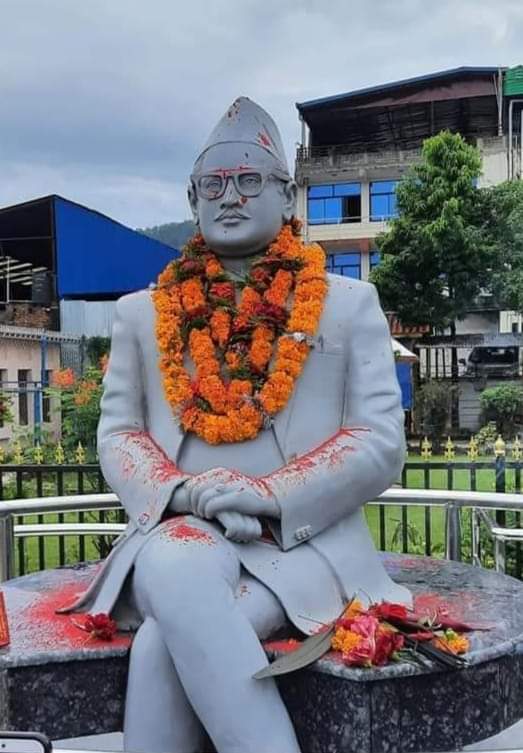 हेटौंडामा पुष्पलाल स्मृति दिवस (फोटो फिचर)