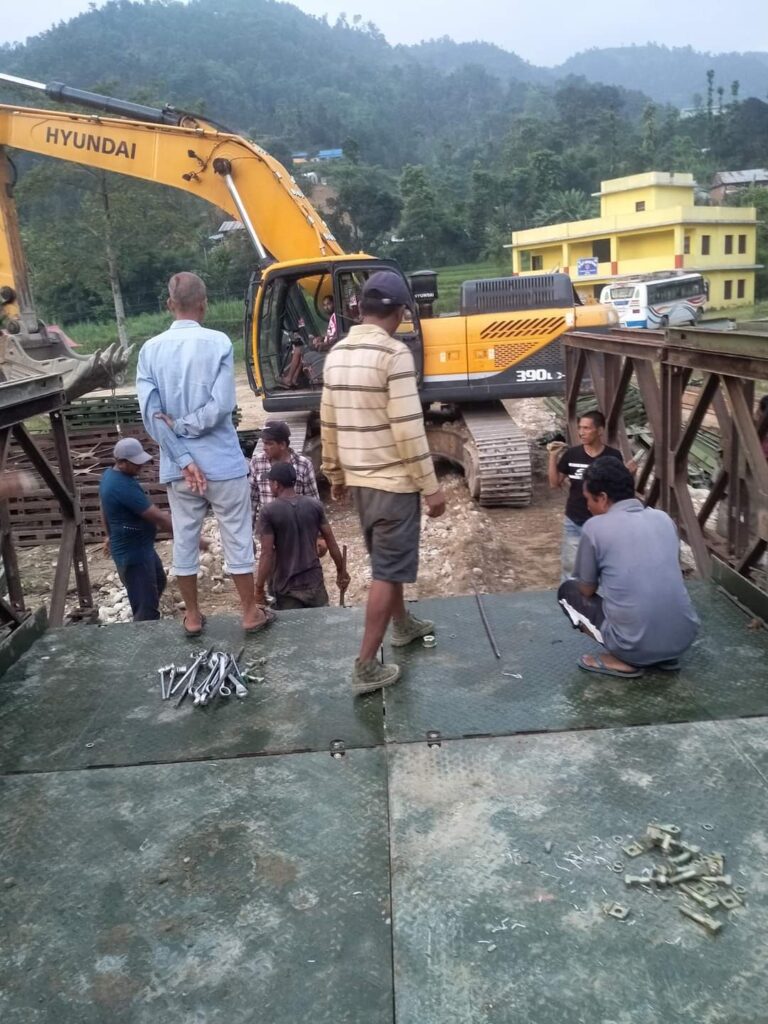 मकवानपुरगढी वडा नं ३ र ६ जोड्ने बेलीबृज निर्माण अन्तिम चरणमा, अब सररर मोटर वारपार
