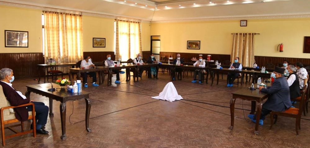 दल विभाजनसम्बन्धी अध्यादेशबारे छिटो निर्णय गर्न प्रधानमन्त्रीलाई आग्रह