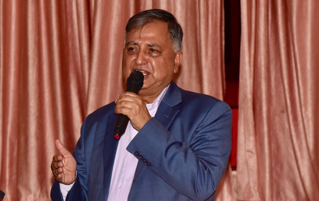 राष्ट्रिय राजनीतिमा एमालेविरुद्ध सबै पार्टीहरु लागेका छन्ः ईश्वर पोखरेल