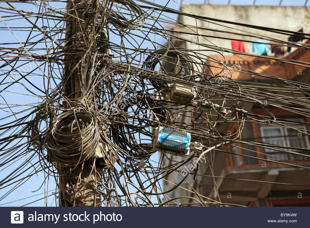विद्युत प्राधिकरणले तार काट्न थालेपछि देशभरका इन्टरनेट र केवल सेवा प्रभावित