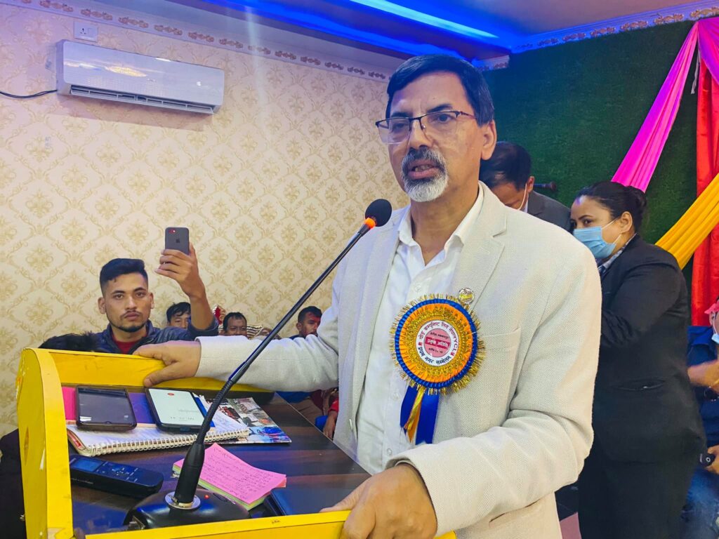 हेटौँडा कपडा उद्योग सञ्चालनमा ल्याउँछौँ : मन्त्री शर्मा