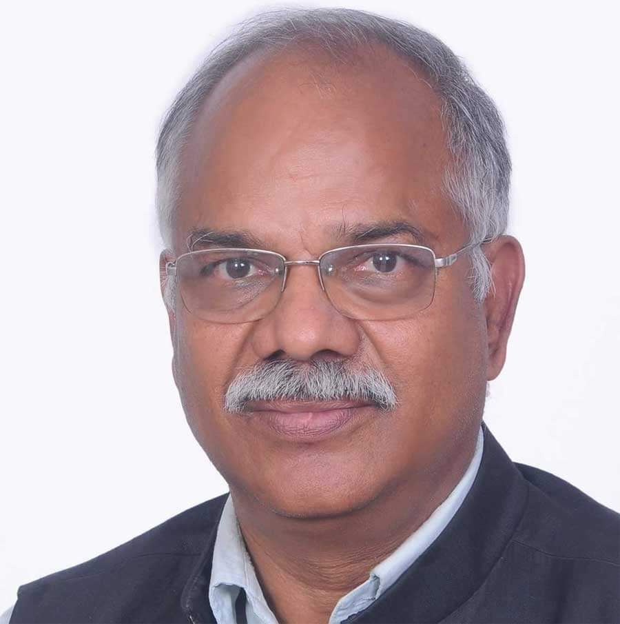 माओबादी केन्द्रको नगर सम्मेलनको उद्घाटनका लागि माओबादी नेता पोखरेल थाहानगर आउदै
