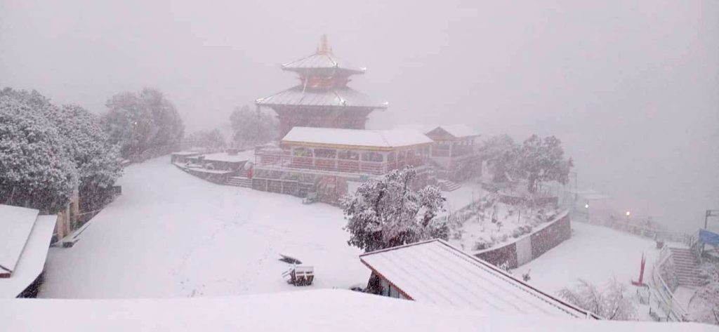 चन्द्रागिरिमा हिमपात