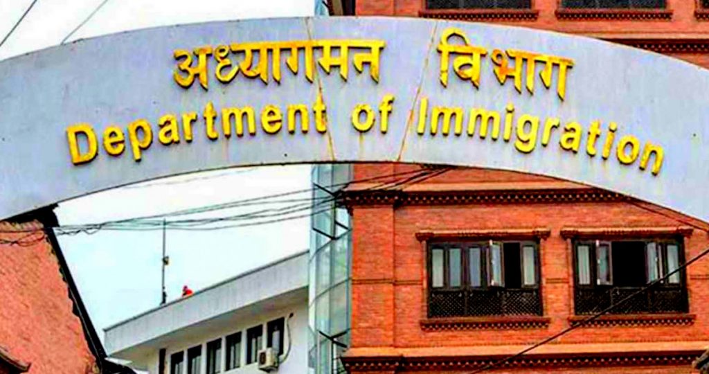 विदेशबाट नेपाल आउने यात्रुले  होटल क्वरेण्टीन बस्नुपर्ने नियम तत्कालका लागि स्थगित