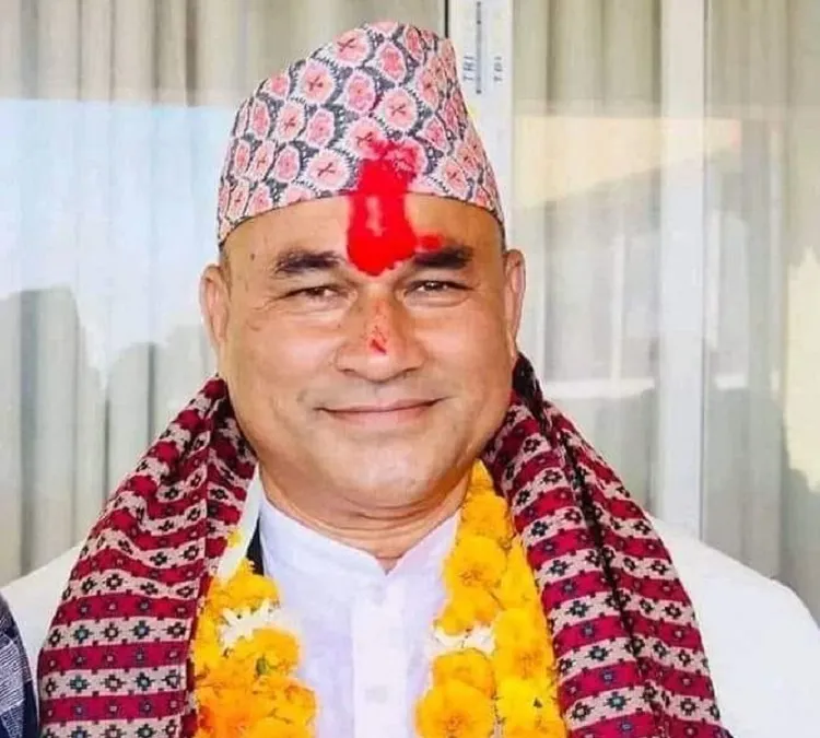 सुदूरपश्चिमका मुख्यमन्त्री र २ मन्त्रीले सम्हाले पदभार