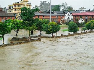बाढीपहिरो : काठमाण्डौ उपत्यकामा ३२ जनासहित देशभर कम्तीमा ५० जनाको ज्यान गयो, १५ जना भन्दा धेरै बेपत्ता