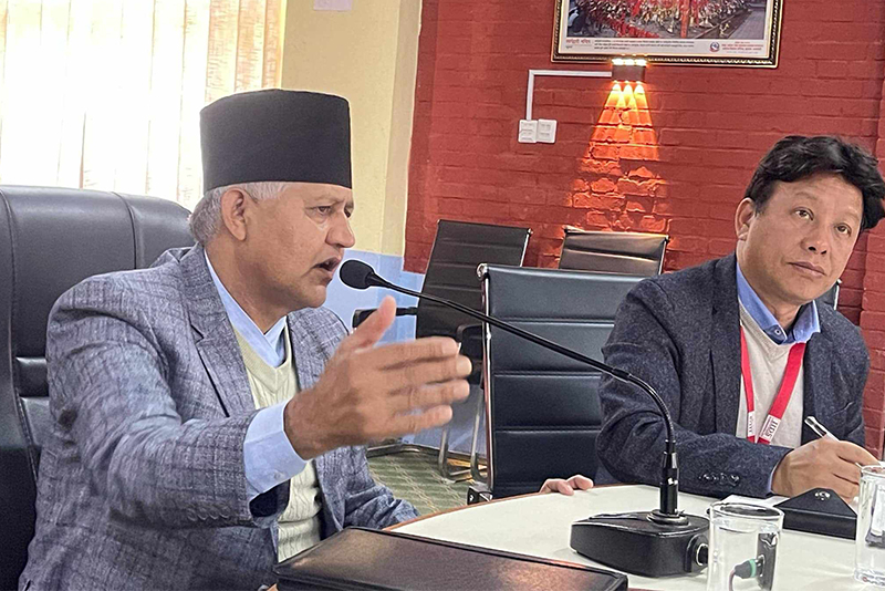 जनप्रतिनिधिले तलब पाउने चलन ठिक होइन : मुख्यमन्त्री आचार्य