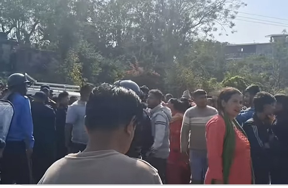 मनहरीमा सडक दुर्घटना, एकको मृत्यु