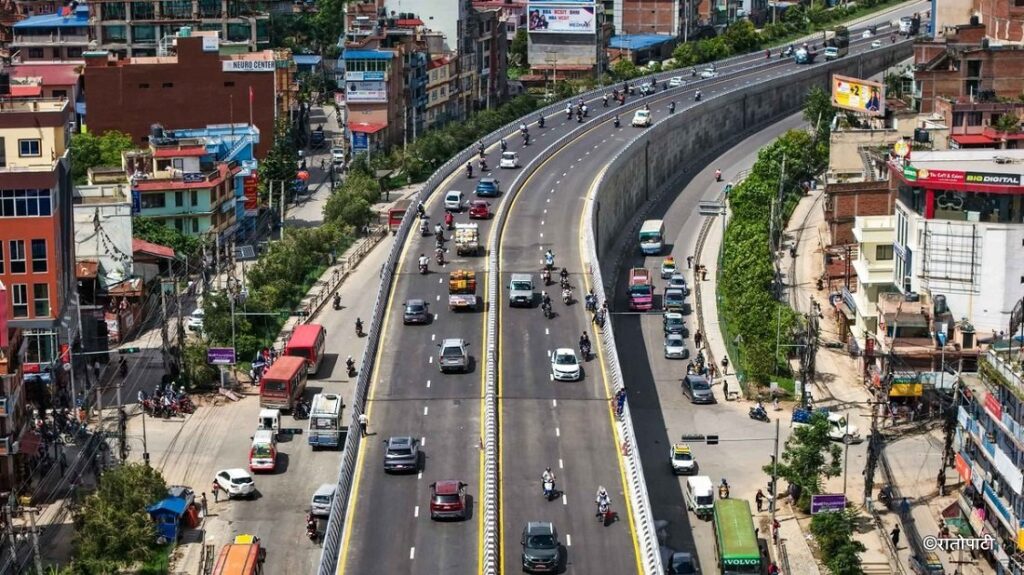 एक वर्षभन्दा पुराना गाडी आयातमा रोक लगाउने तयारी