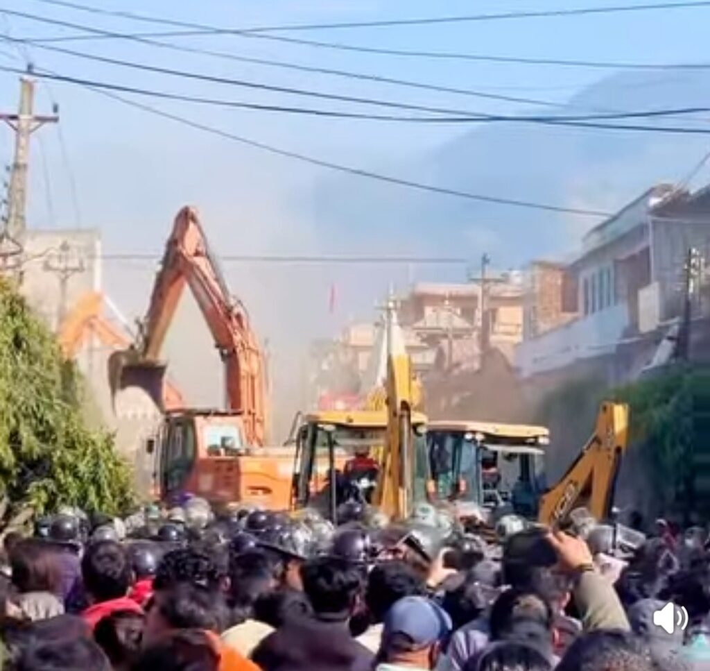 हेटौंडाको सडक विस्तारमा सर्वोच्चद्वारा मिसिल झिकाउने आदेश, पौष २ गते पेशी